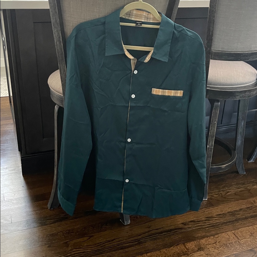 SHEIN Green Dress Shirt with Tan Accents